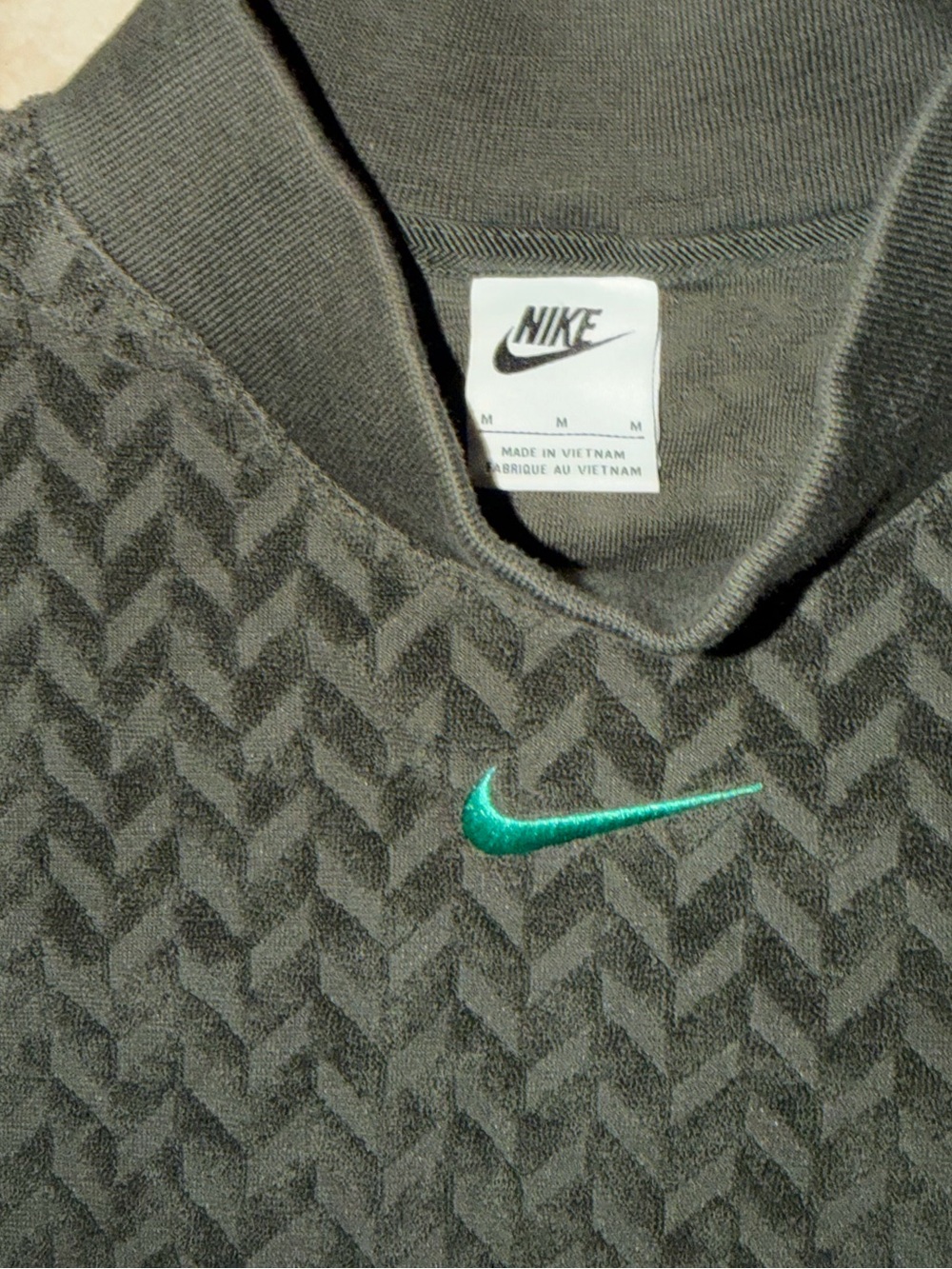 Nike Sportswear Everyday Modern Allover Jacquard Boxy Top size medium - Picture 5 of 6